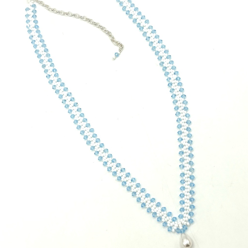 HAND CRAFTED Ice Blue Crystal Beaded Necklace - Picture 5 of 10